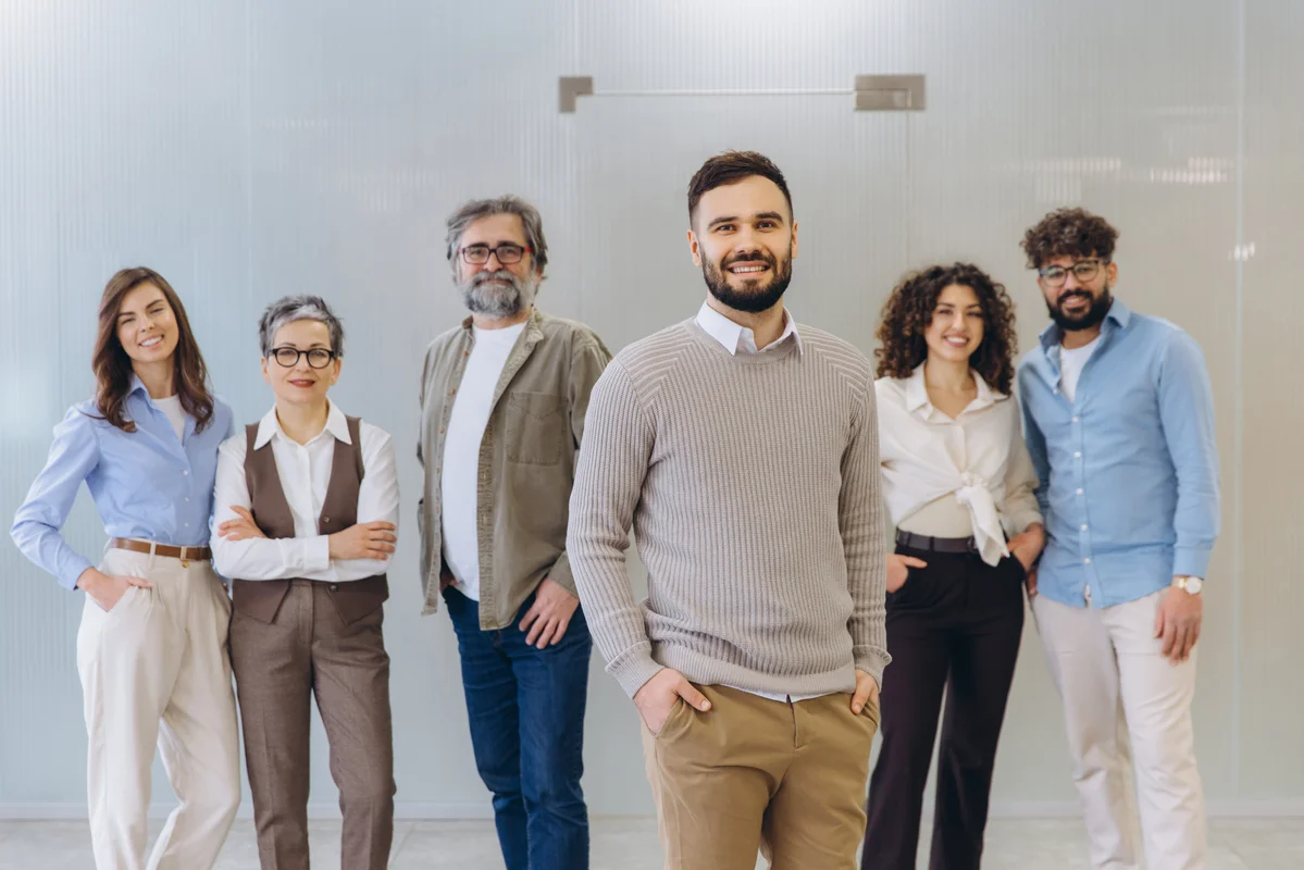 Élus CSE vérifiant les conditions d'accès aux ASC pour l'ensemble des salariés